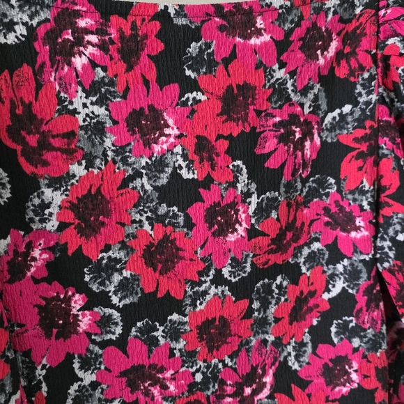 NWOT H&M S Y2K Romantic Coquette Milkmaid Boho Dark Floral Puff Sleeve Crop Top - Picture 10 of 15